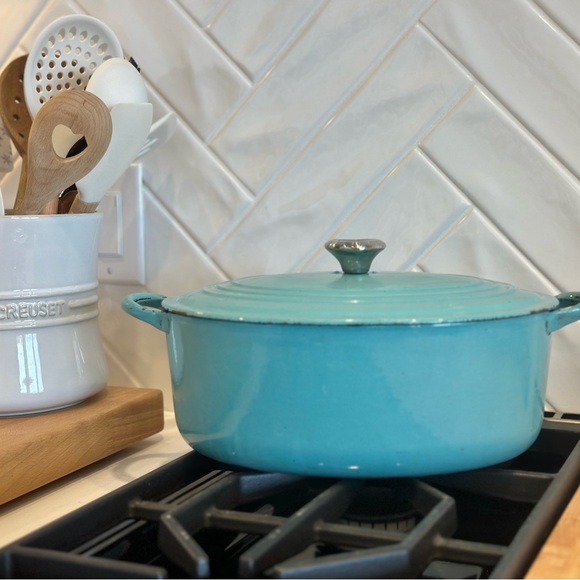Le Creuset Other - Le Creuset 5 Quart Cast Iron Dutch Oven Paris Blue